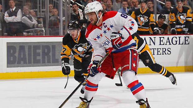 Alex-Ovechkin-Gregory-Shamus.jpg